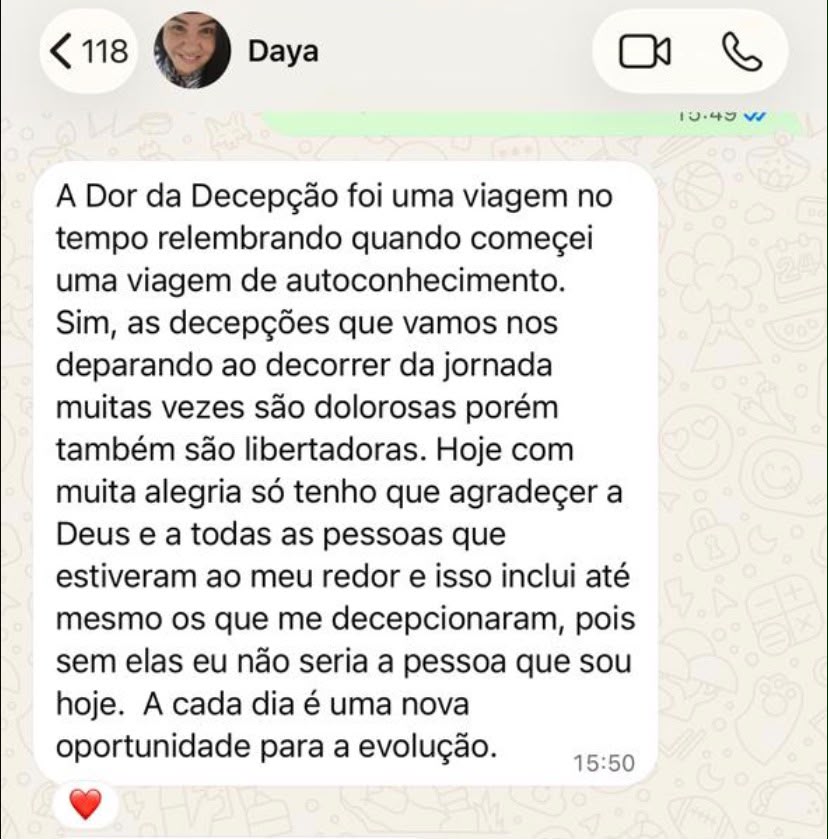 Print de conversa no WhatsApp: leitora conta que a leitura foi uma viagem de autoconhecimento e que as decepções também podem ser libertadoras